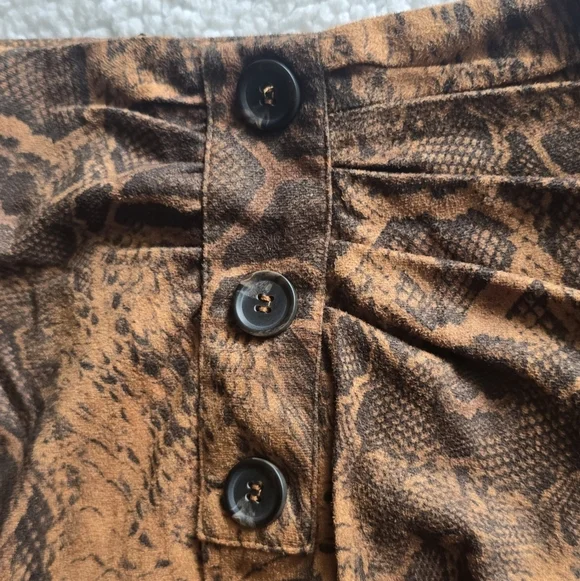 Animal Print Midi Skirts Set Of 2 - Picture 10 of 15